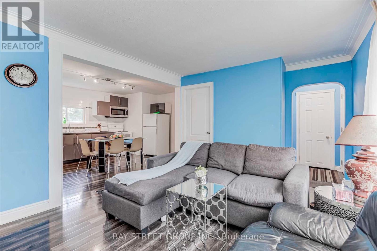 Photo 1 of 19 — 378 DREWRY AVENUE, Toronto (Newtonbrook West), ON M2R2K4