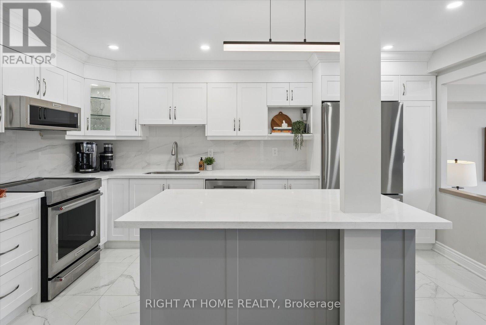 409 - 70 BAIF BOULEVARD