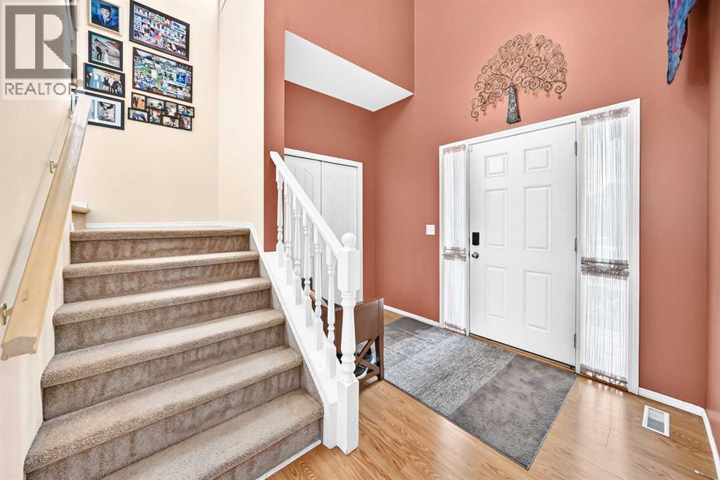 325 Luxstone Green SW
