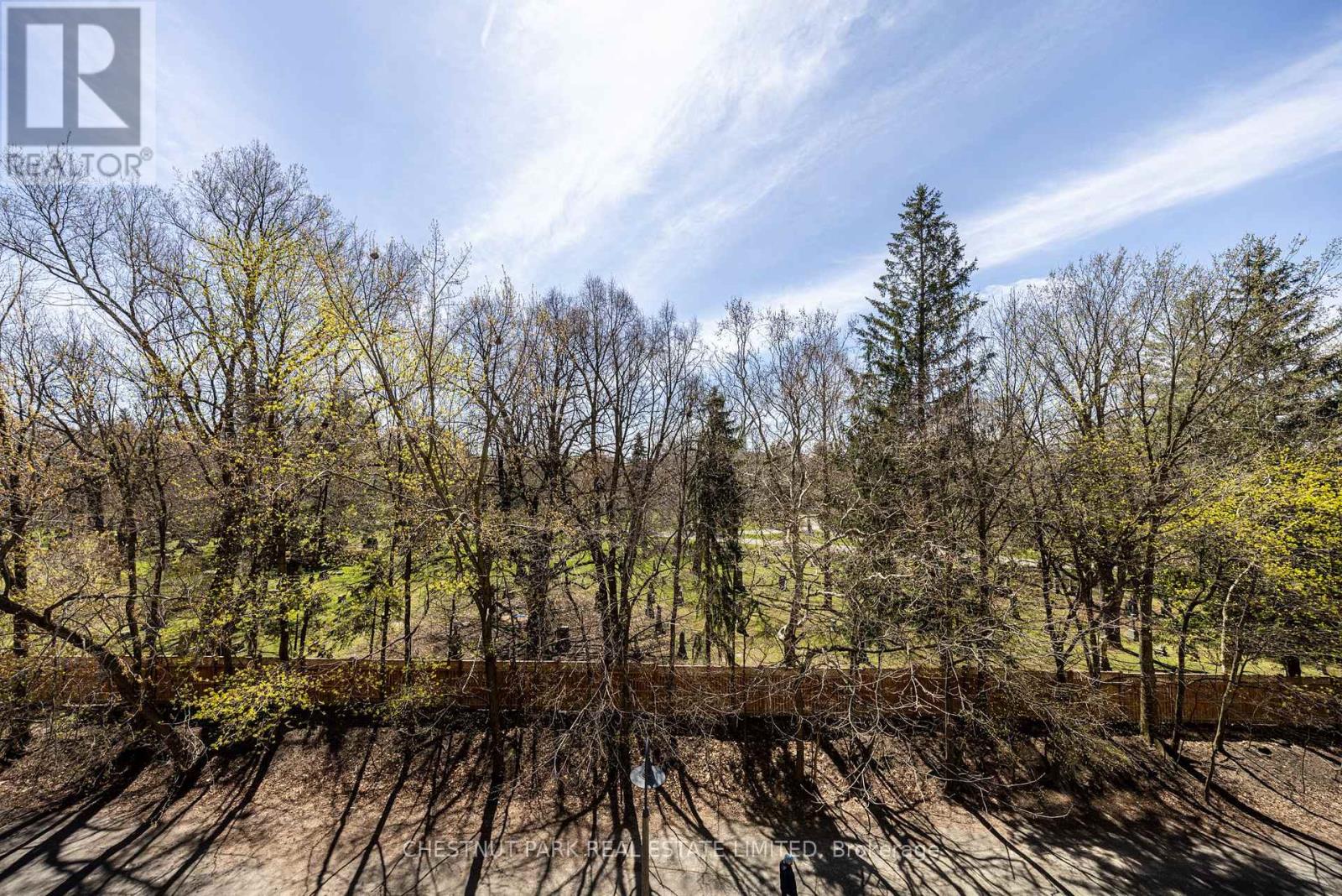 422 - 119 MERTON STREET