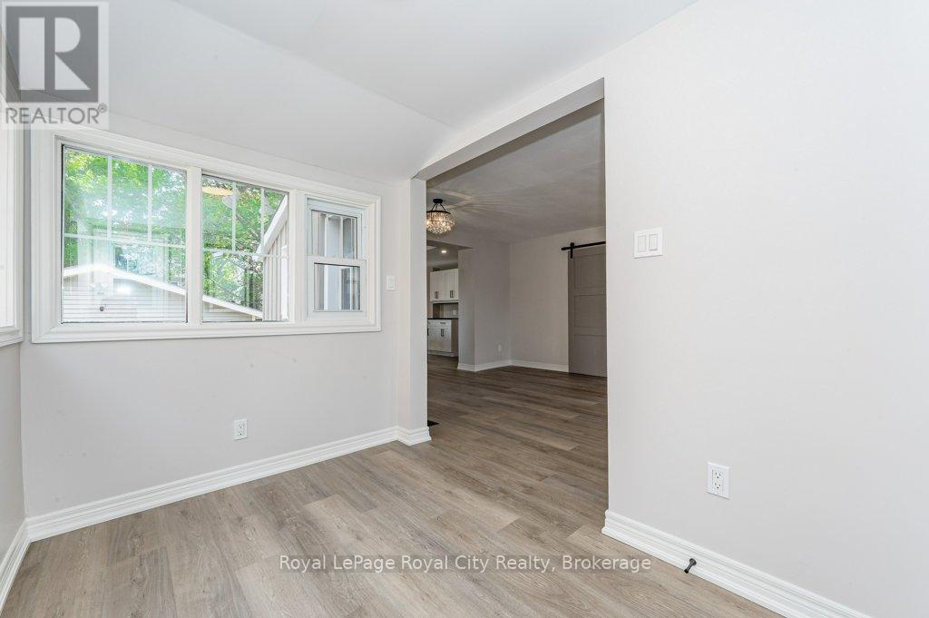 164 SUFFOLK STREET W