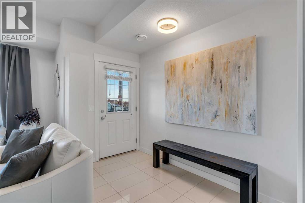 6, 59 West Coach Manor SW