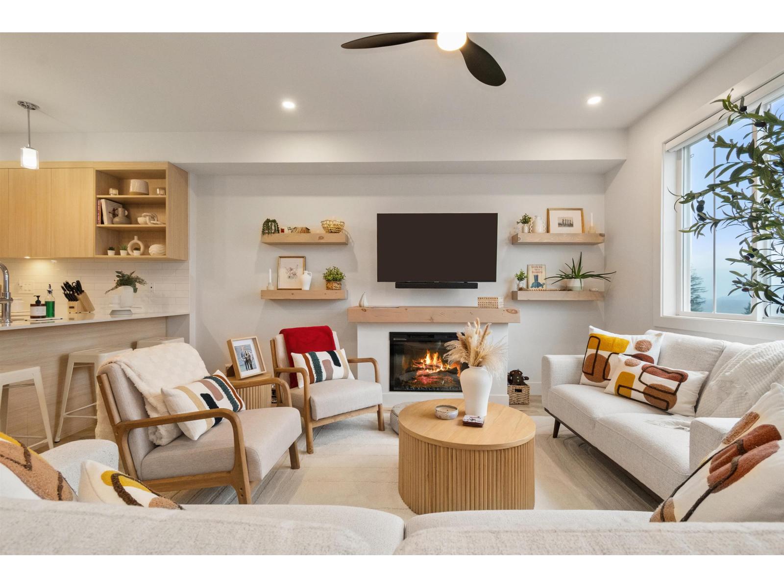 38 1928 WOODSIDE BOULEVARD|Mt Woodside