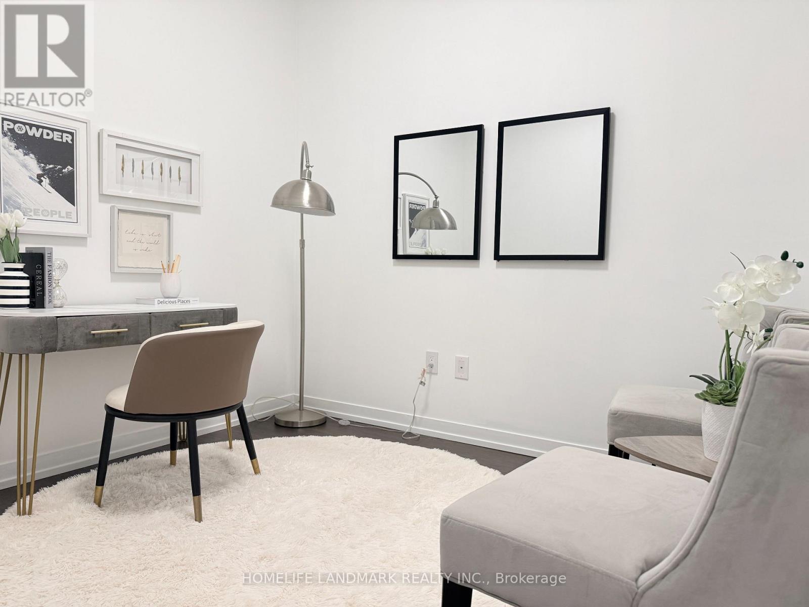 1211 - 2520 EGLINTON AVENUE W