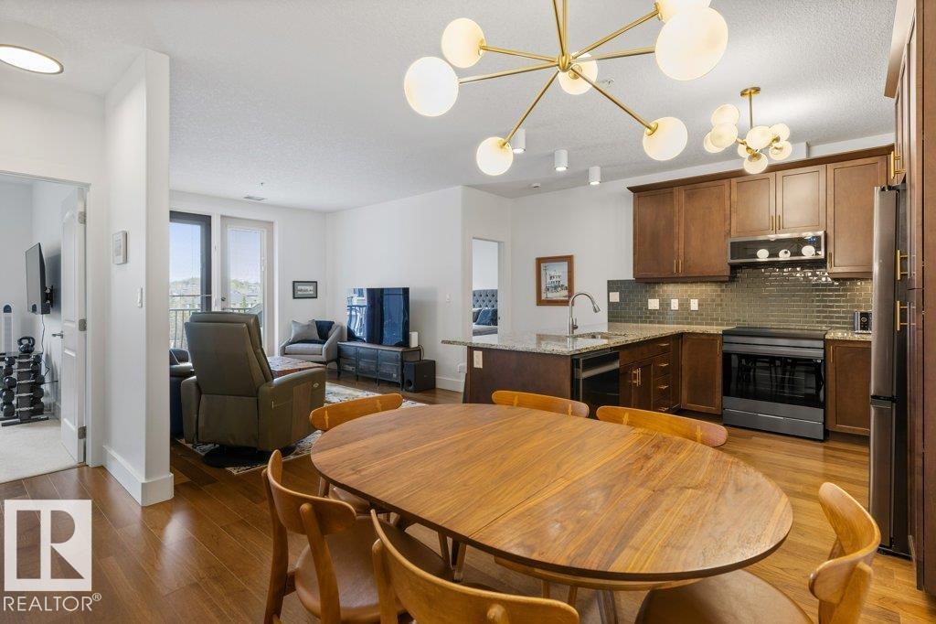 #255 6079 MAYNARD WY NW