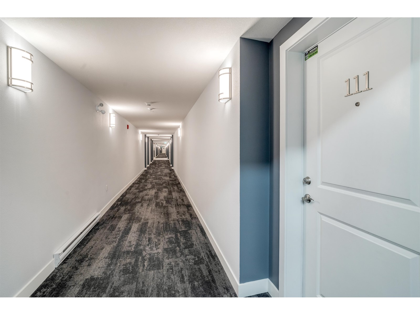 111 15895 84 AVENUE