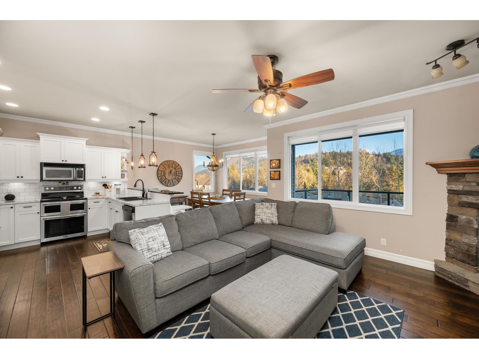 24 45957 SHERWOOD DRIVE|Promontory