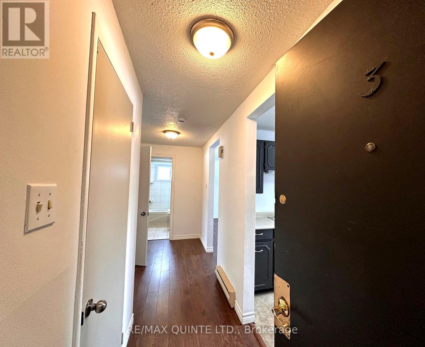 3 - 195 KIMMETTS SIDE ROAD