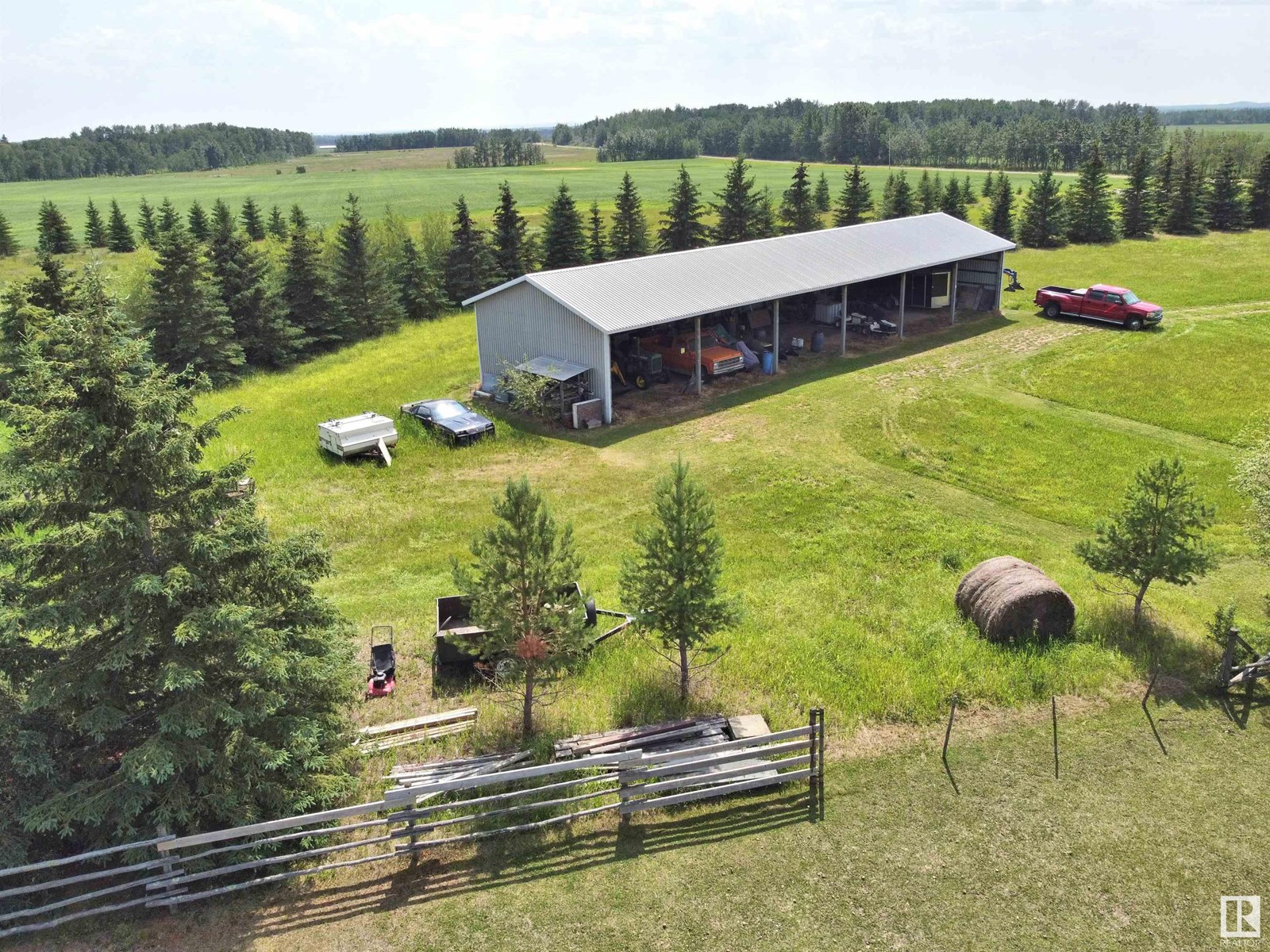57015 Rge Rd 271