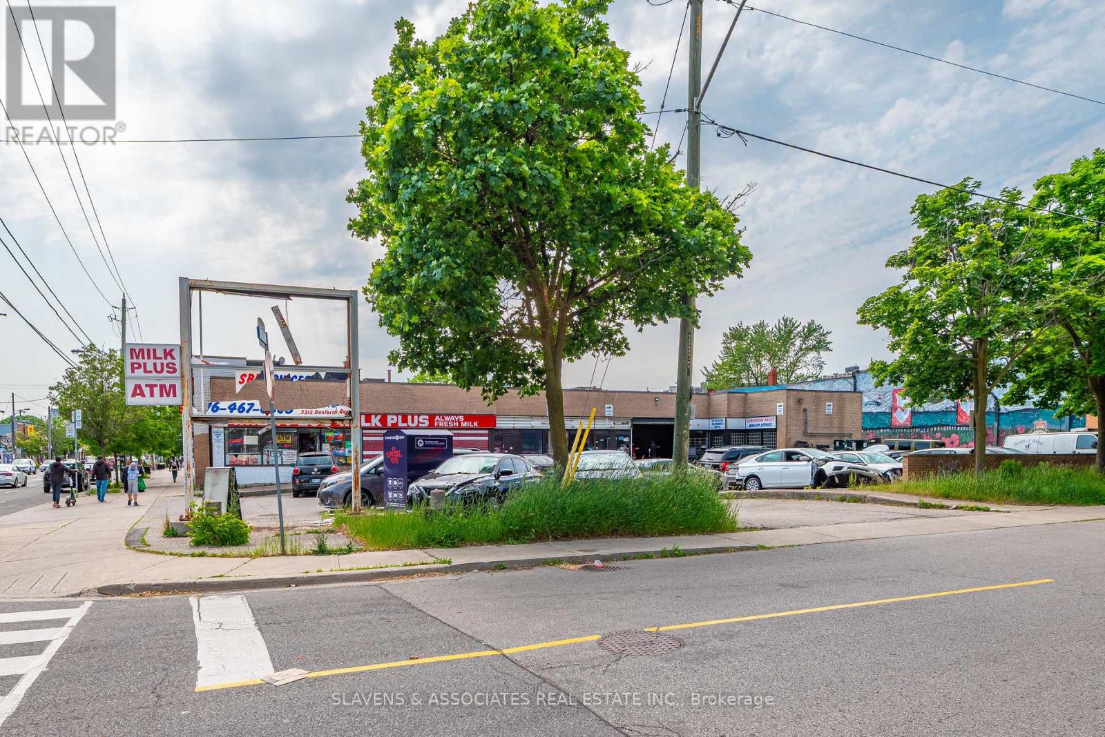 3312 DANFORTH AVENUE