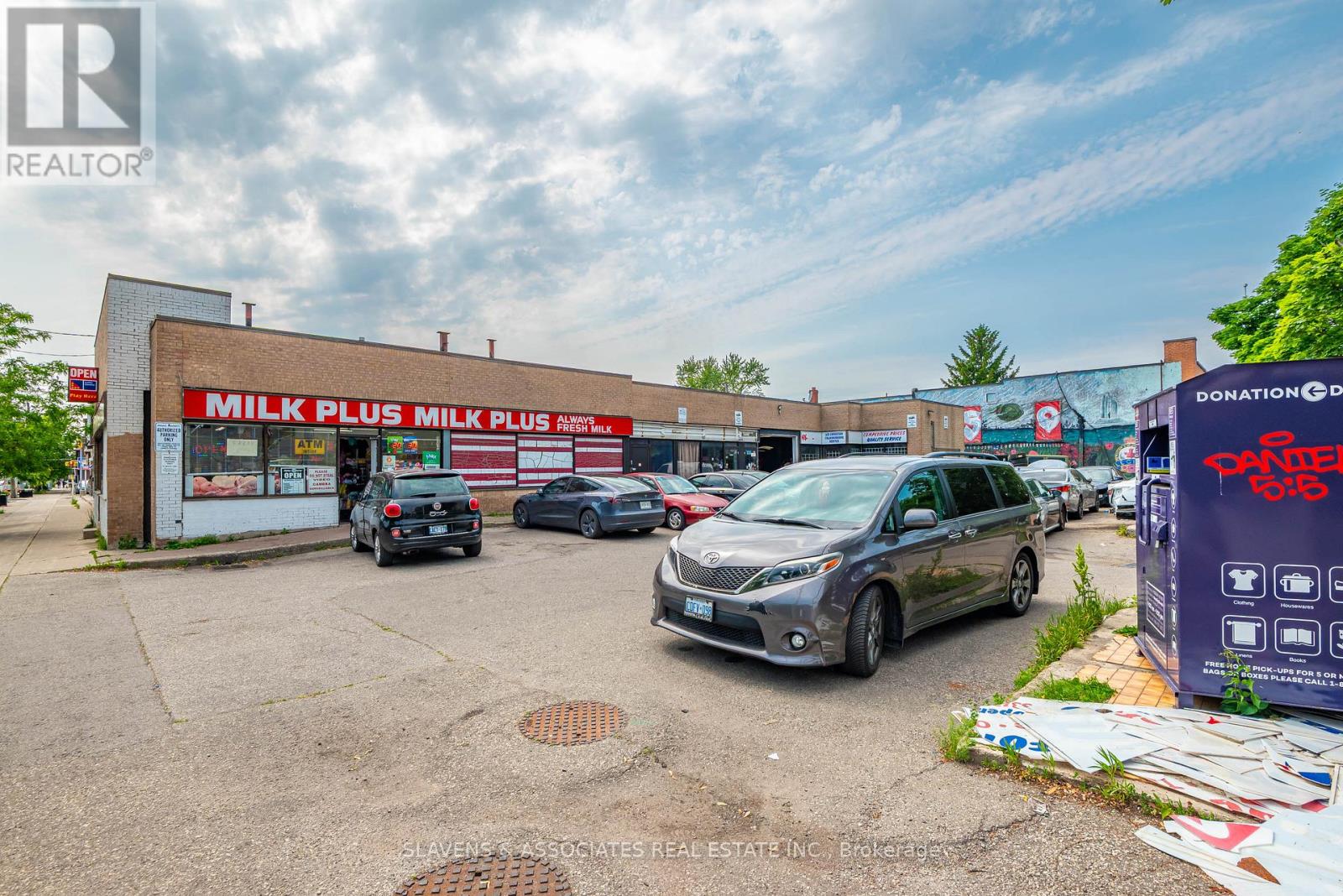 3312 DANFORTH AVENUE