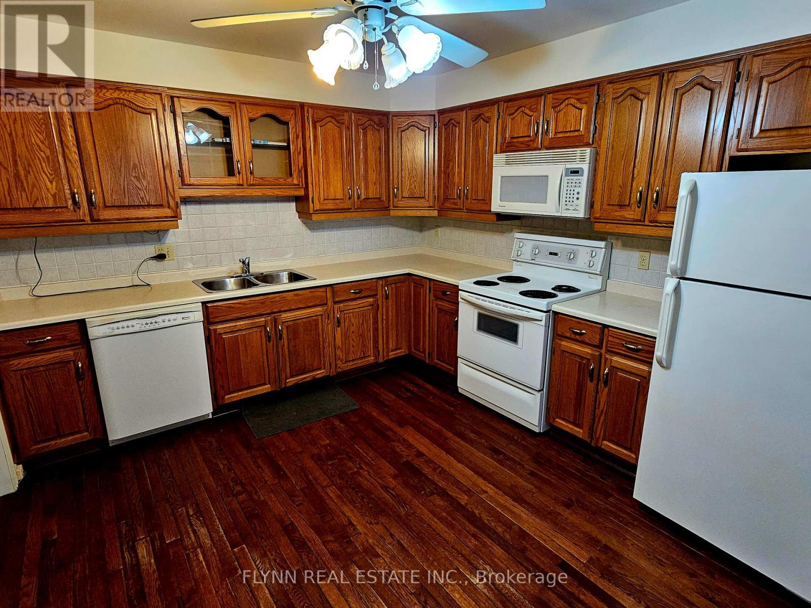 13 - 2720 MEWBURN ROAD