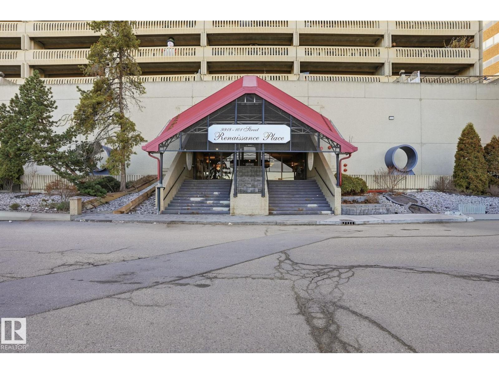 #1103 9918 101 ST NW