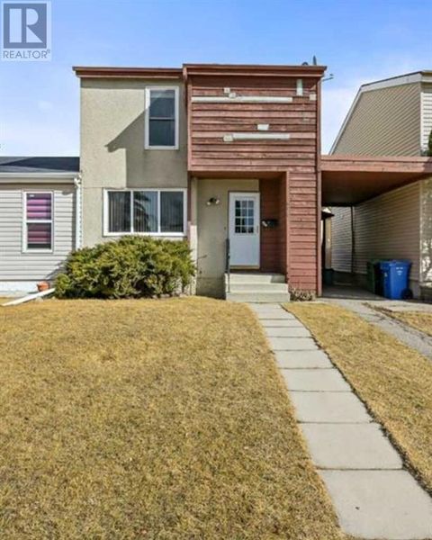 622 58 Street SE Calgary AB T2A5L3