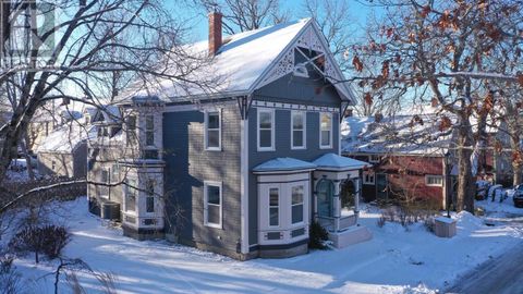 13 John Street Shelburne NS B0T1W0