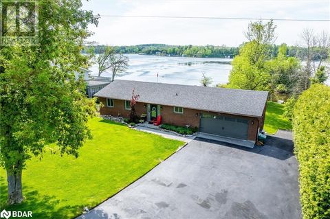 112 CLEARVIEW Drive Omemee ON K0L2W0