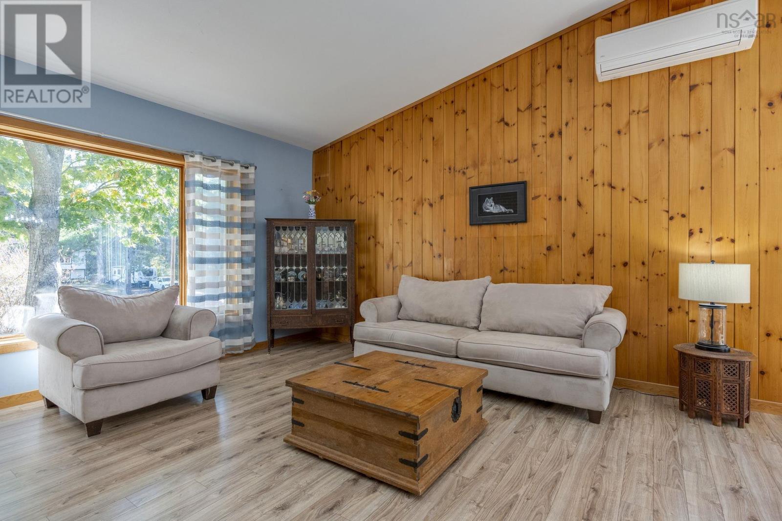 1707 Matthews Lane
