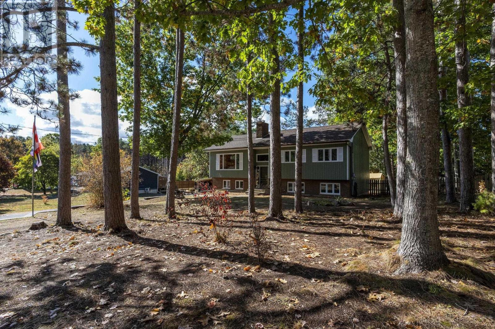 1707 Matthews Lane