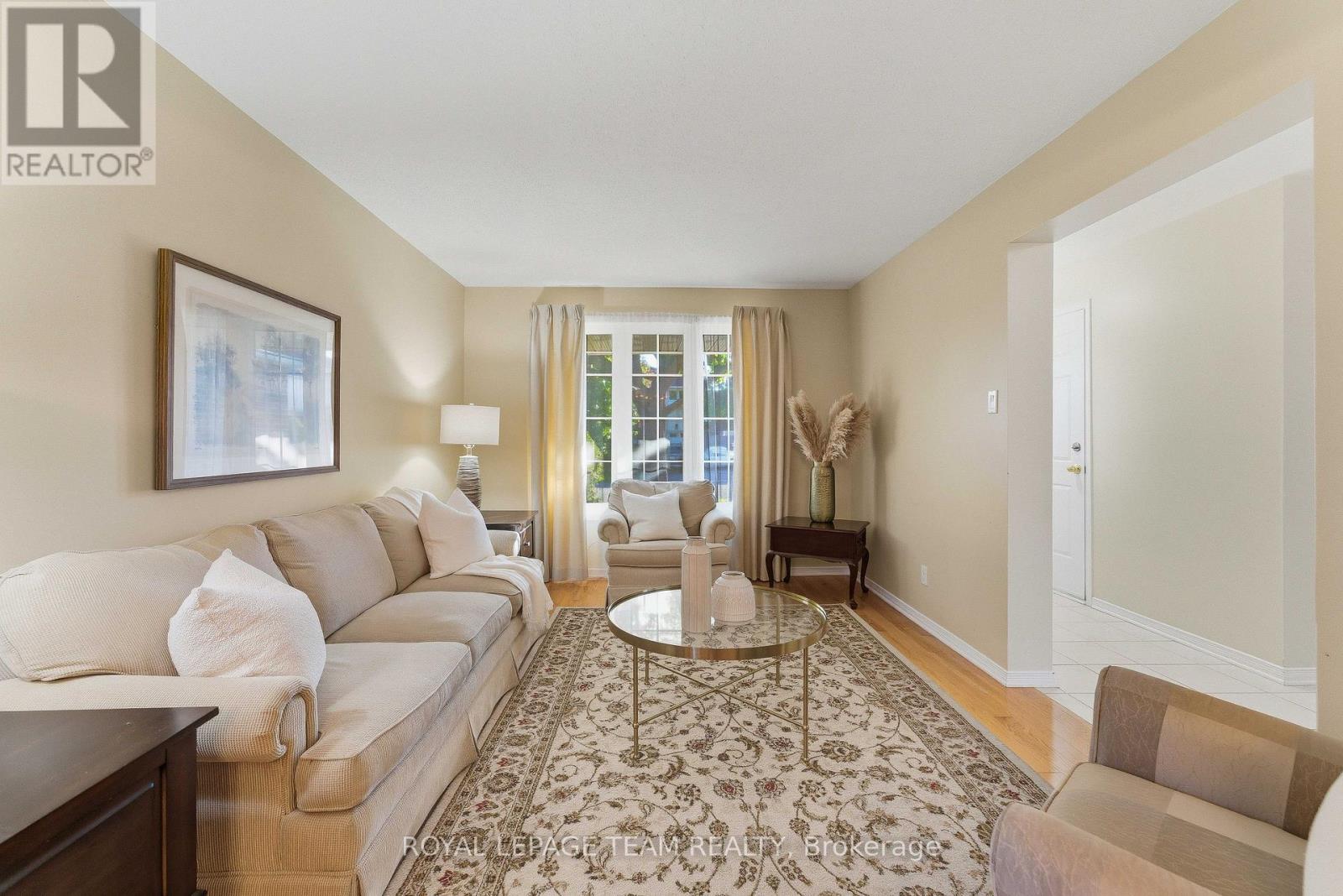 54 PICKWICK DRIVE