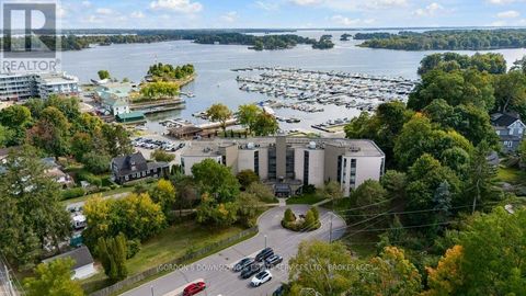 105 - 50 MARKET ST STREET Gananoque ON K7G2M3