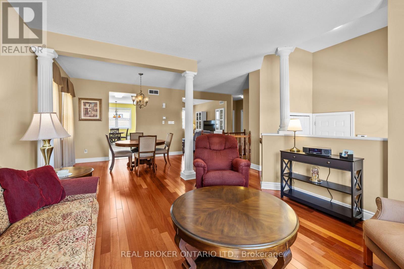 204 HILLPARK HIGH STREET