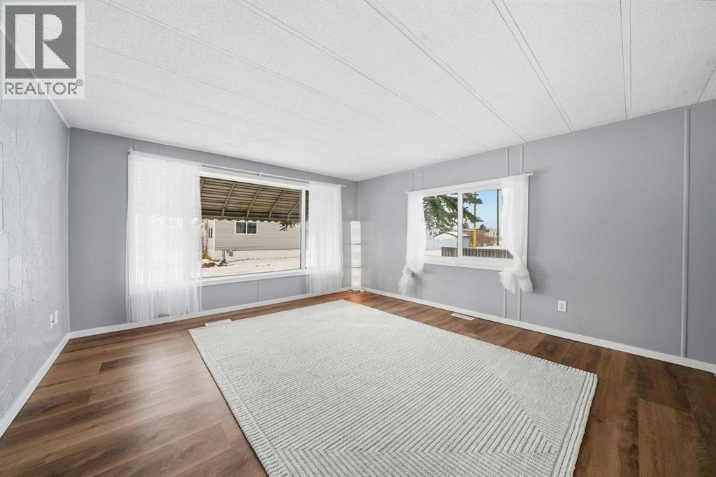 281, 6220 17 Avenue SE