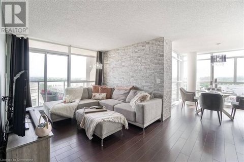 1940 IRONSTONE Drive Unit# 1104 Burlington ON L7L0E4