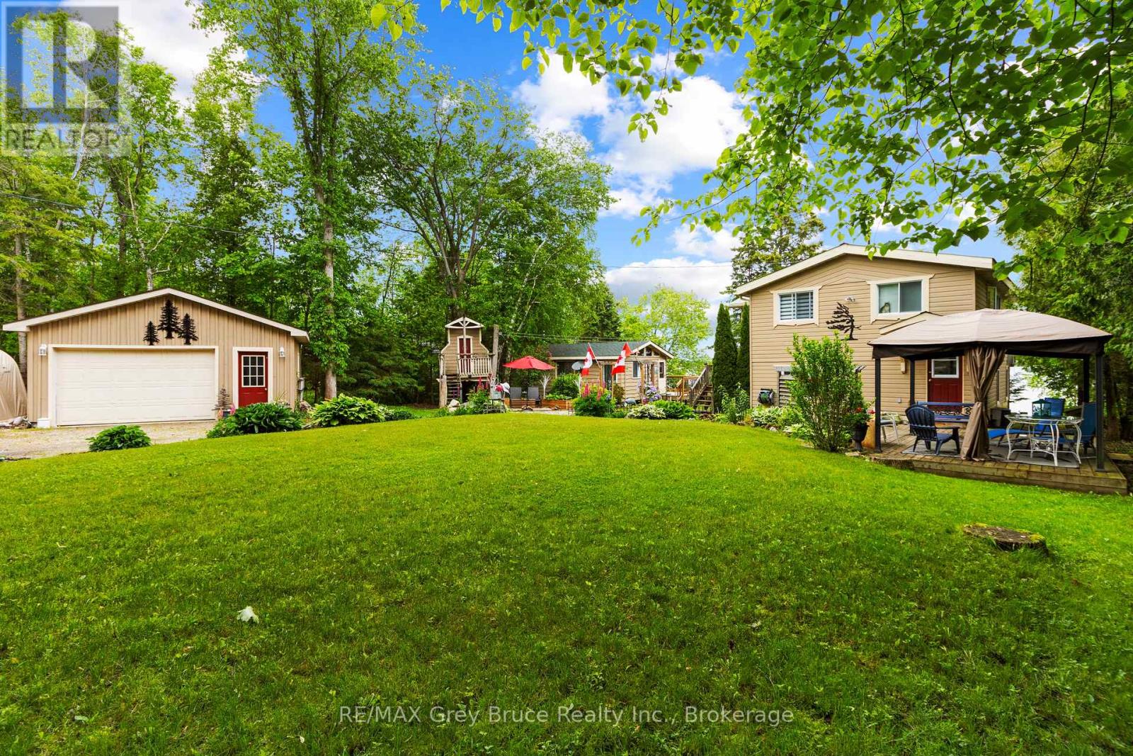 156 MILLER LAKE SHORE ROAD