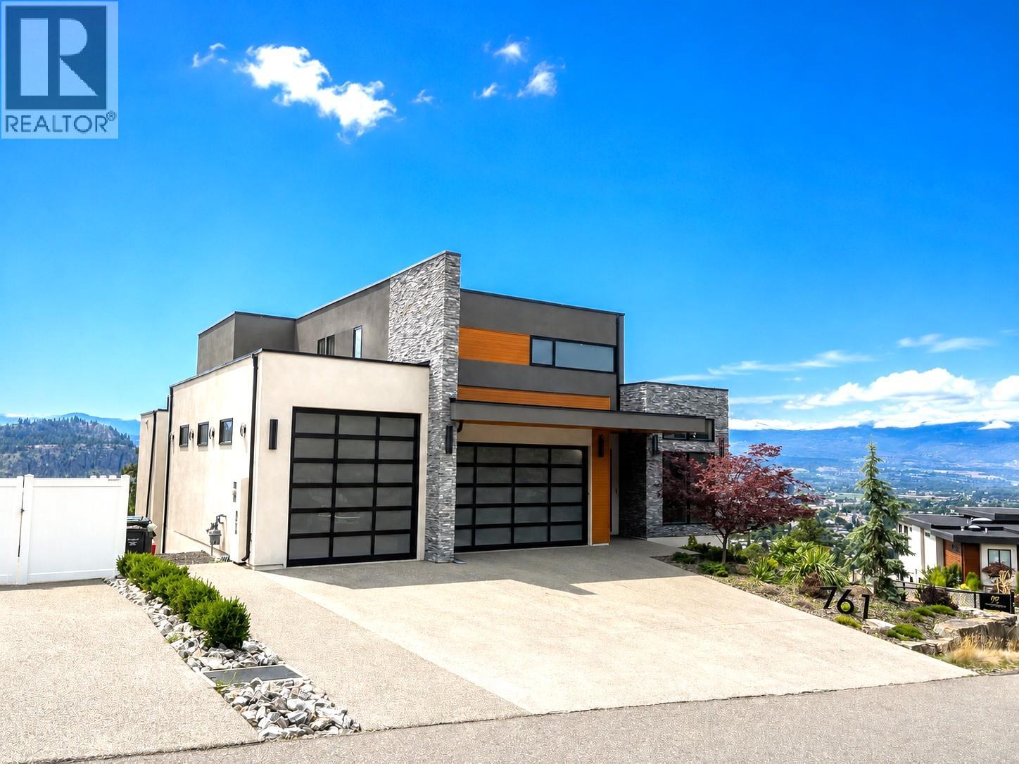 761 Highpointe Lane