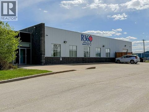 11417 91 Avenue Grande Prairie AB T8X5Z3