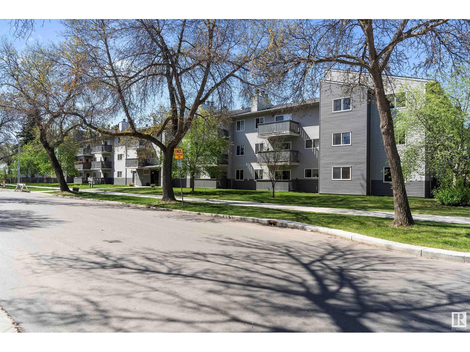 #208 10838 108 ST NW