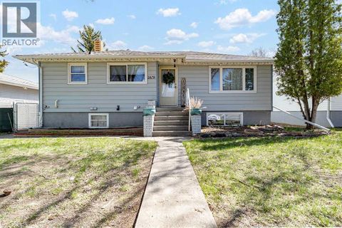 2631 16 Avenue SE Medicine Hat AB T1A3T6