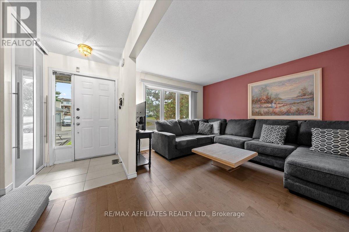 1293 PARC DU VILLAGE ROAD