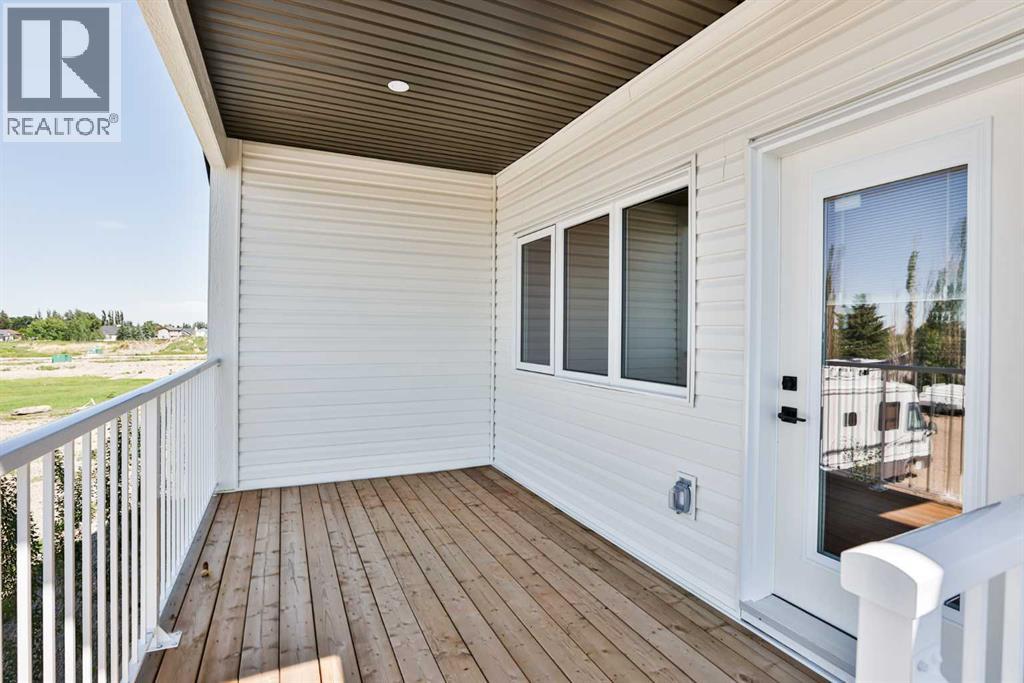 425 Meadowlark Way