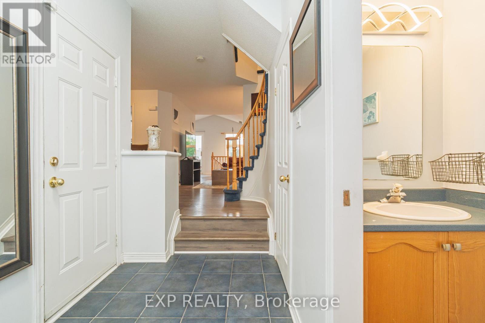 939 MARKWICK CRESCENT
