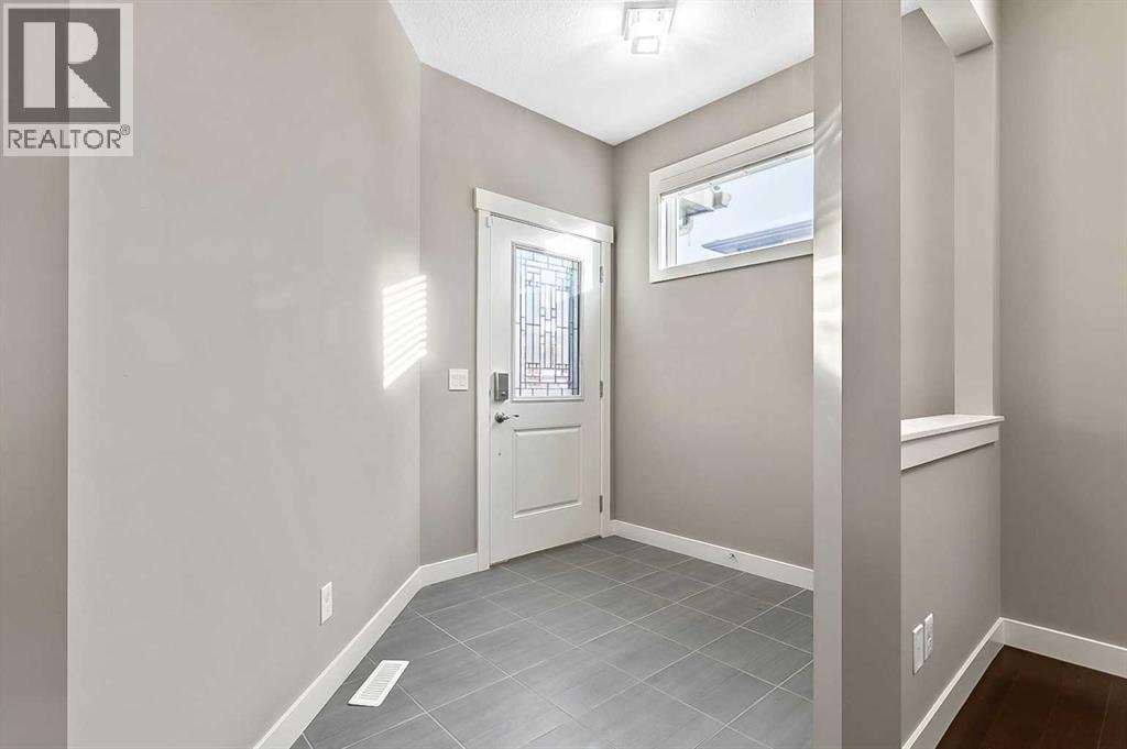 90 Mount Rae Heights