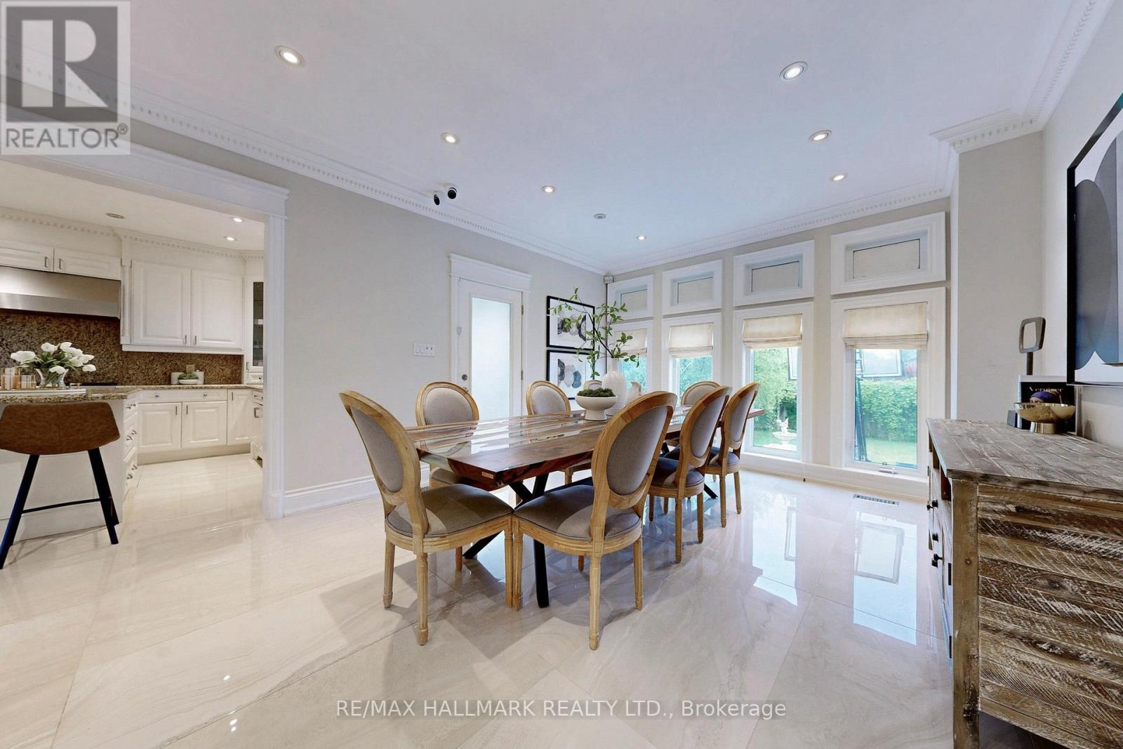 12 HIGHLAND HILL