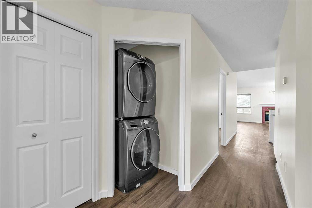 68 Catalina Circle NE