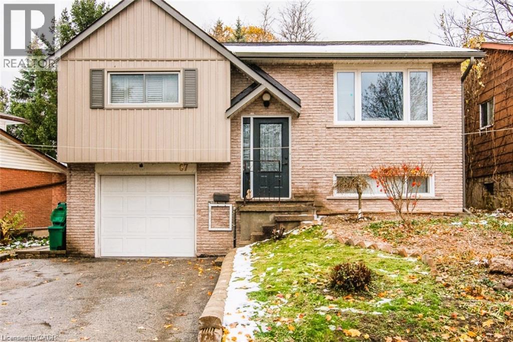 67 PINEMEADOW Crescent
