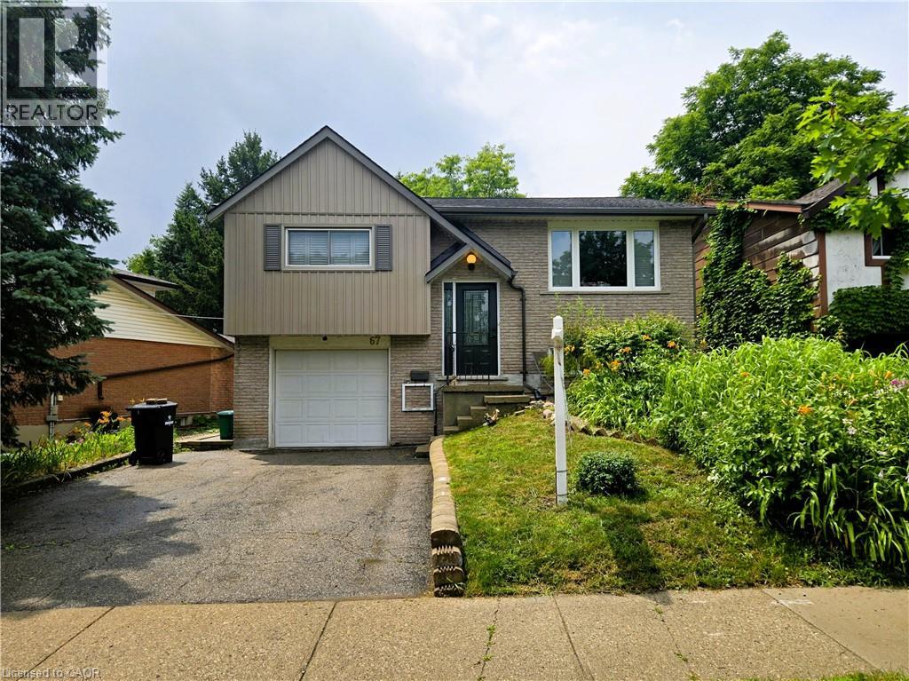 67 PINEMEADOW Crescent