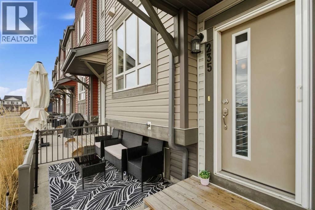 235 Copperstone Park SE