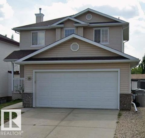 18 Belfry Fairway CR Stony Plain AB T7Z2M8