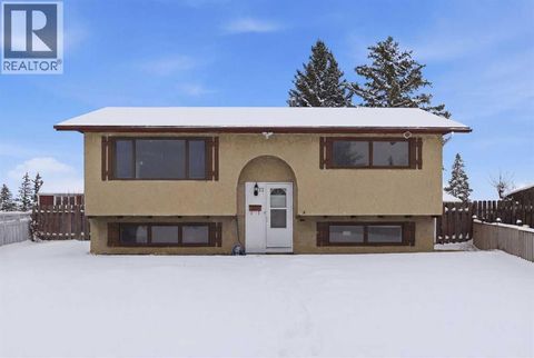 32 Fonda Mews SE Calgary AB T2A5S5