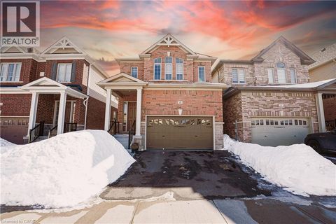 10 GEORGINA Street Kitchener ON N2R0S6