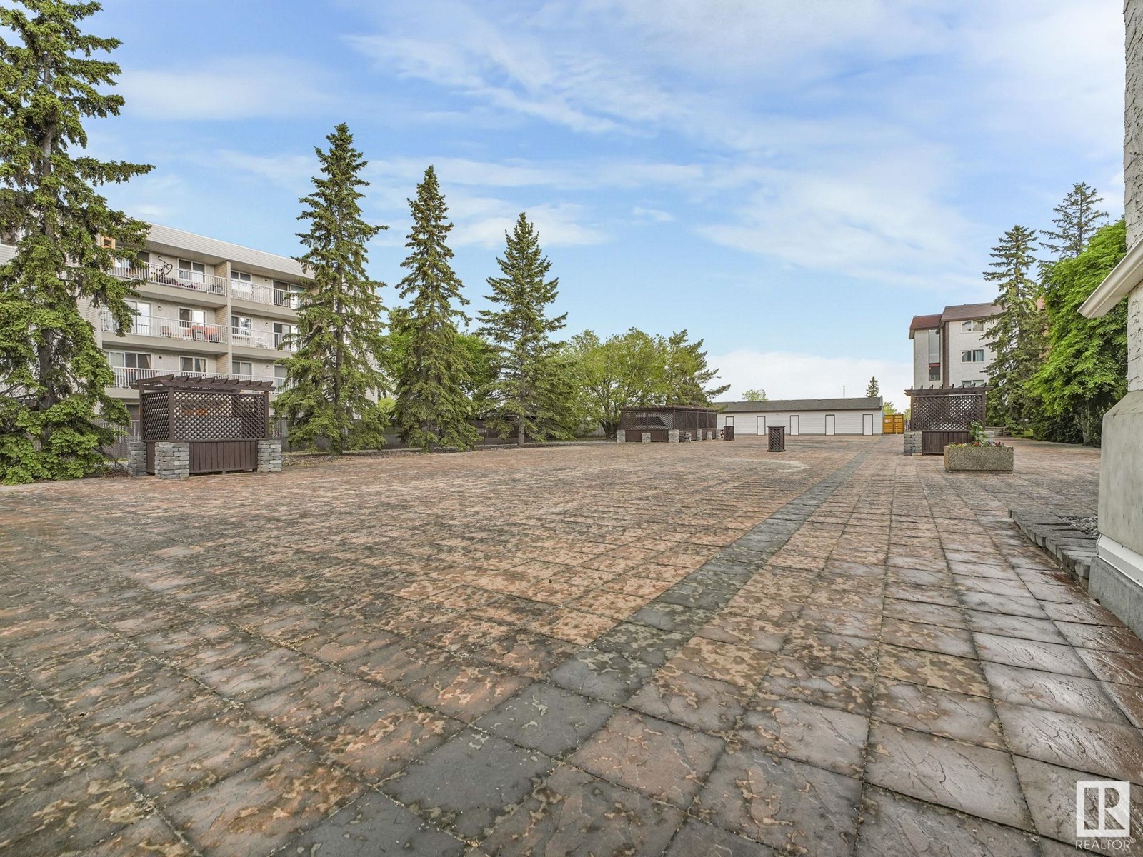 #207 14810 51 AV NW