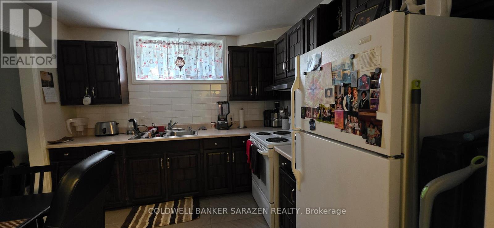 3 - 2707 PRISCILLA STREET