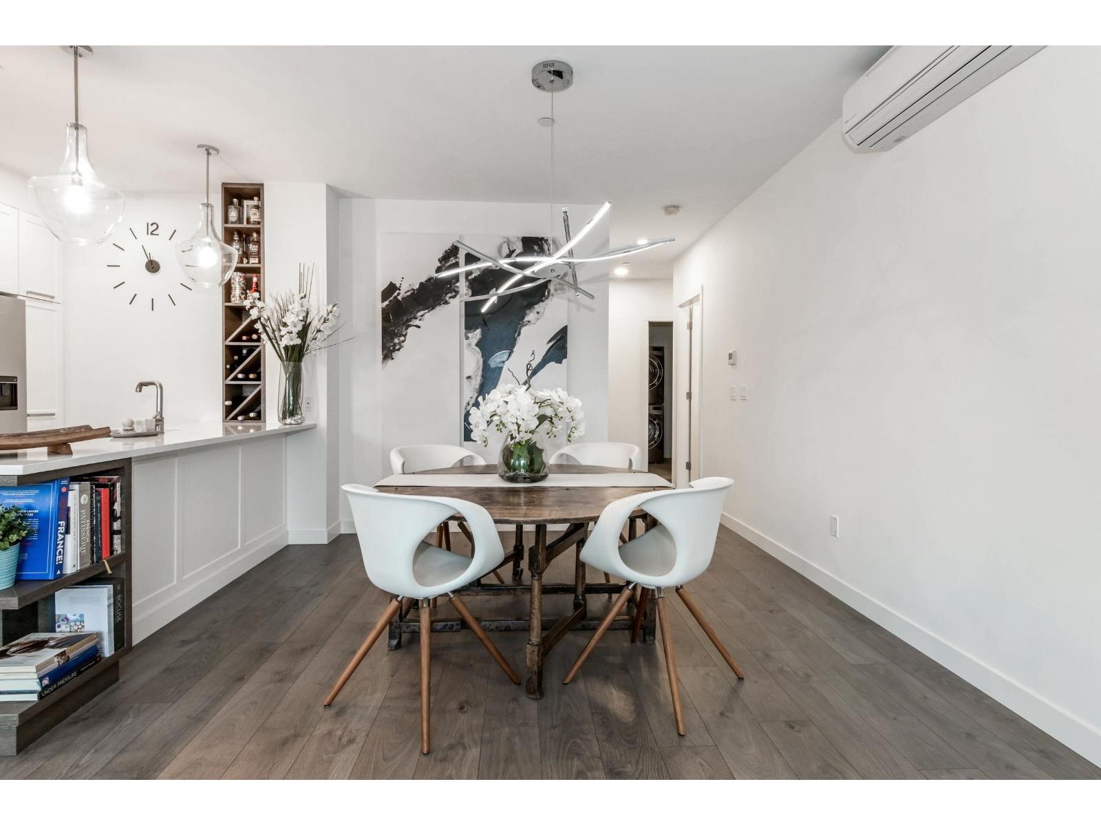 403 33540 MAYFAIR AVENUE