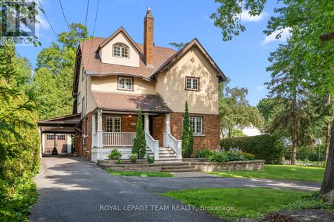 308 MANOR AVENUE Ottawa ON K1M0H8