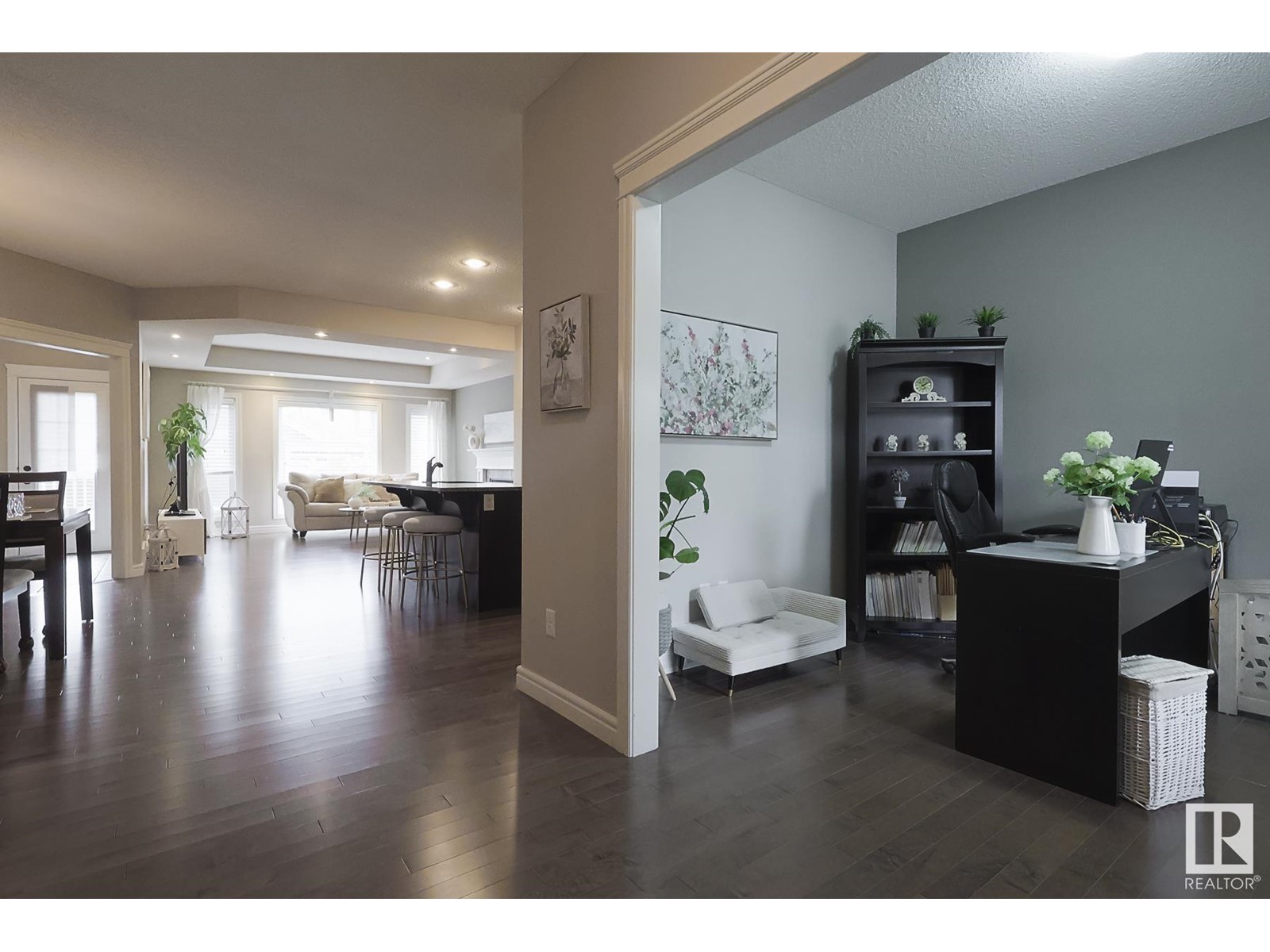 4057 MORRISON WY NW