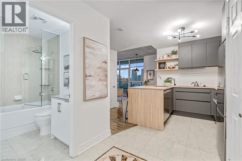 220 FORUM Drive Unit# 904